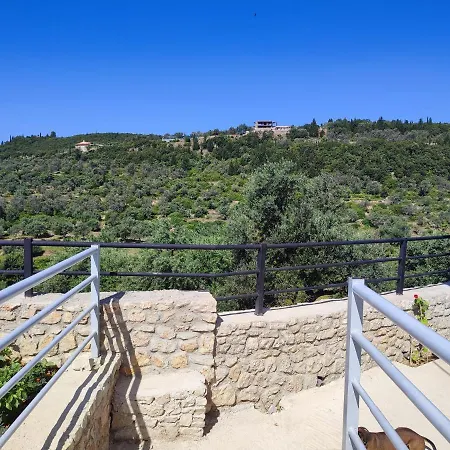Hotel Petros Himare